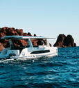 bateau catamaran éléctrique